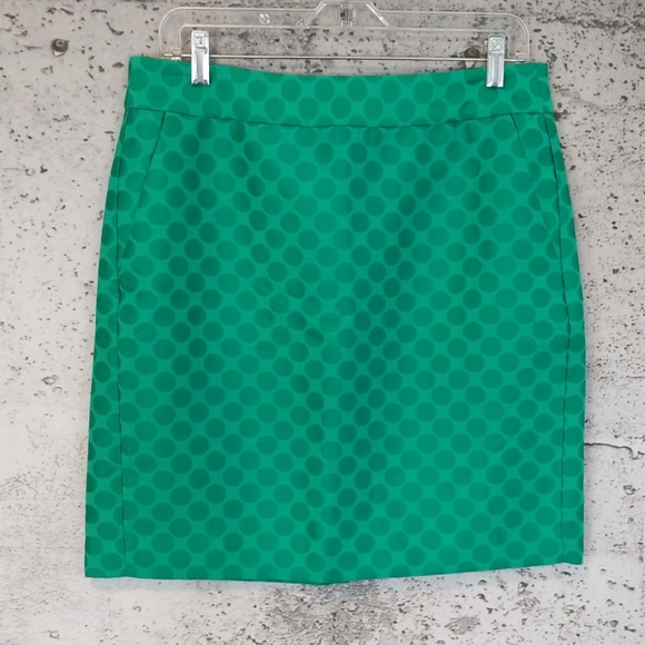 Banana Republic Factory Dresses & Skirts - BANANA REPUBLIC FACTORY Skirt Green 8